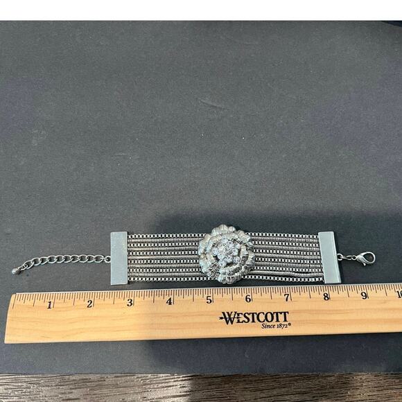 Vintage Premier Designs Silver Rhinestone Flower Chunky Statement Bracelet - Picture 5 of 7